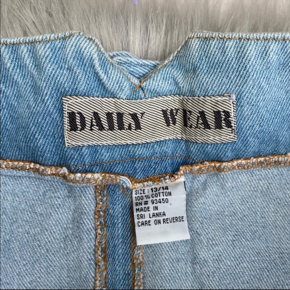 Vintage Daily Wear Light Wash Denim Skirt 13/14 - Picture 5 of 10